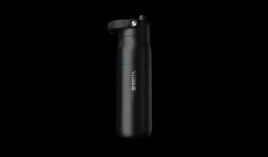 Explosionsdarstellung der BRITA LARQ iQ Flasche mit Cap, Filtersystem und Flaschenkörper. Funktionen: Track, Purify, Self-clean.